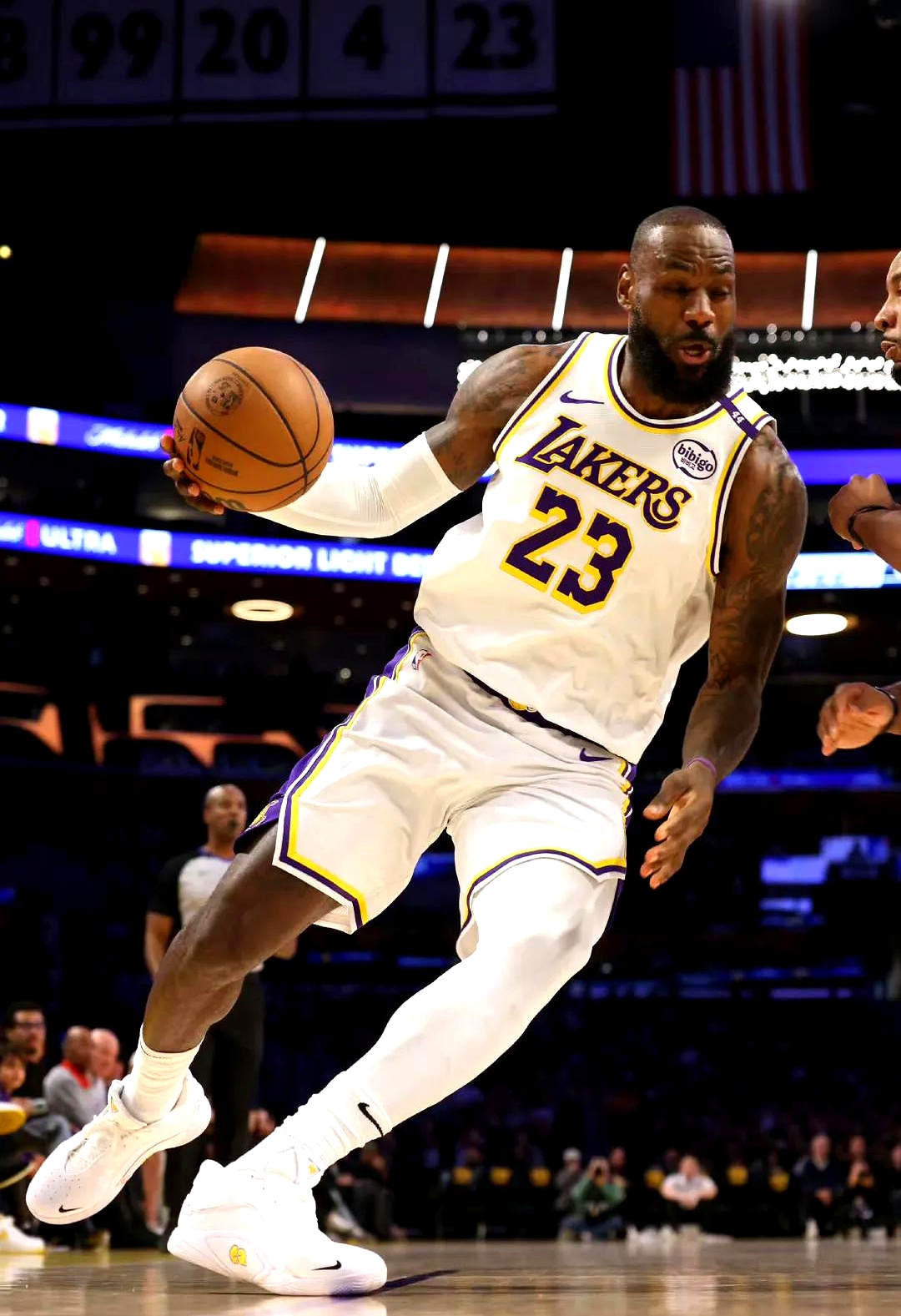 内容侧通过 内容侧通过